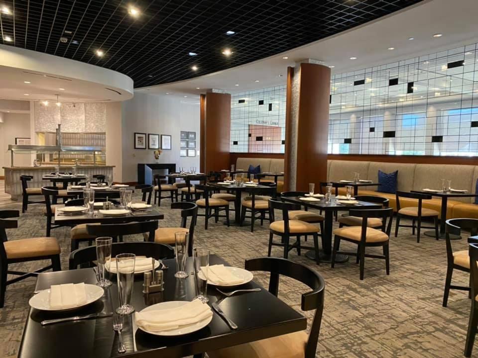 Hyatt Regency Dfw International Airport Hotel Grapevine Bagian luar foto