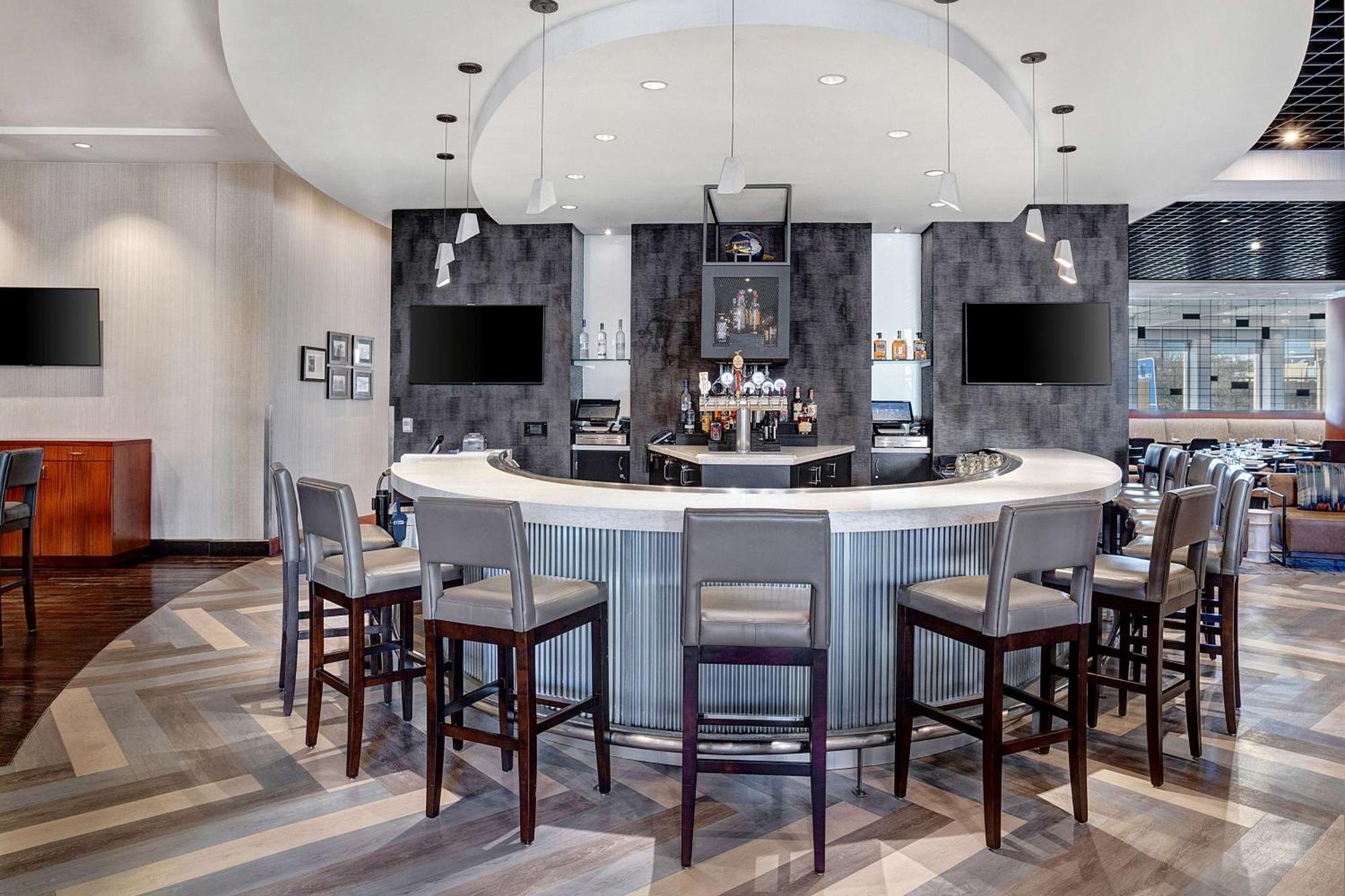 Hyatt Regency Dfw International Airport Hotel Grapevine Bagian luar foto